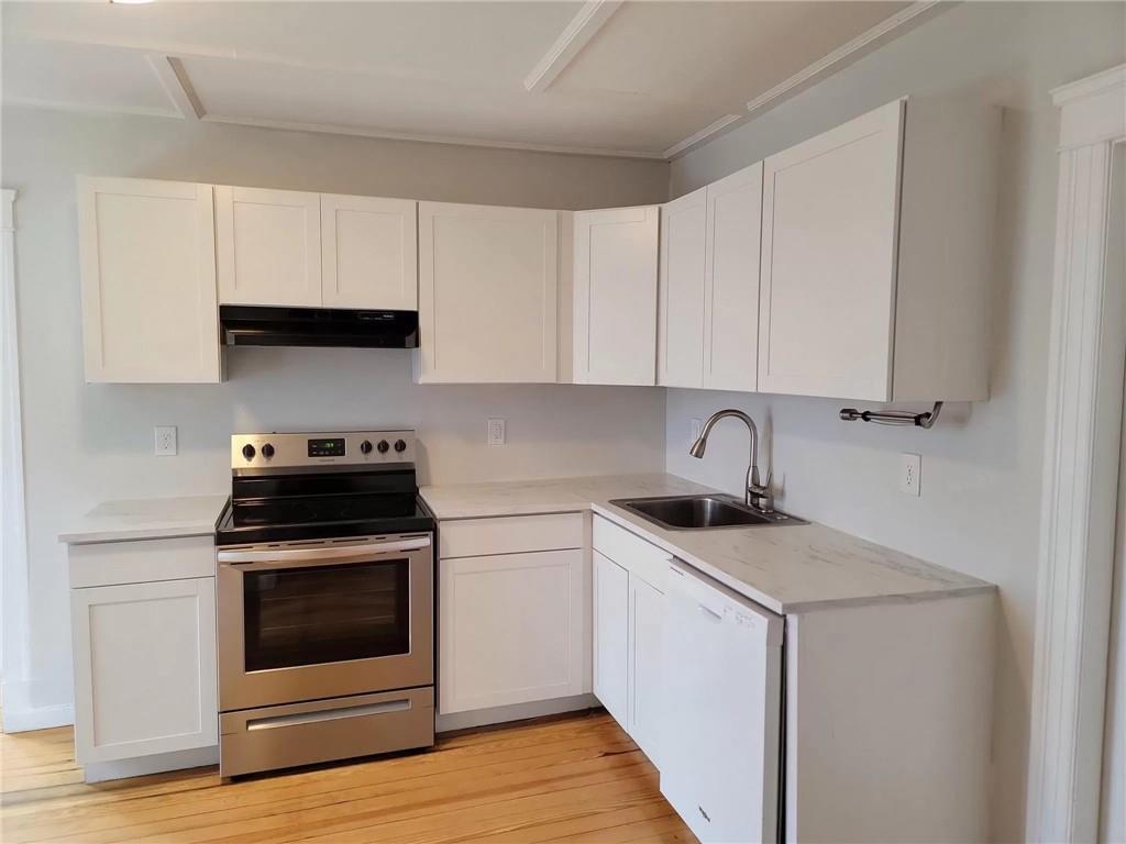 875 Newport Ave, Pawtucket, RI 02861 Room for Rent in Pawtucket, RI