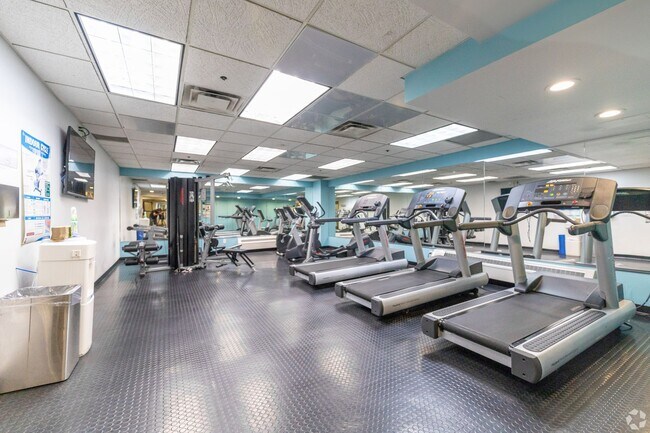 Photo du bâtiment - 798 Richmond Street West