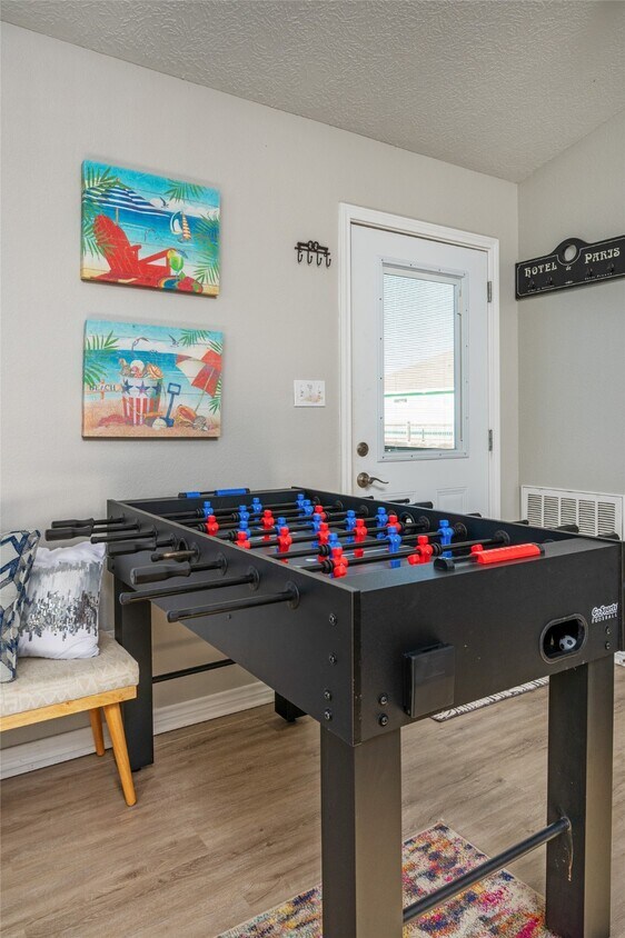 Foto principal - 960 Crane Ln
