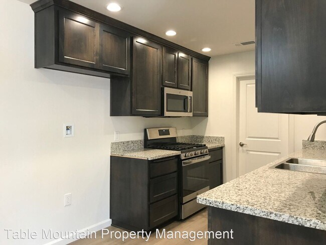 Building Photo - 4 br, 2 bath House - 5395 Crest Ridge Dr