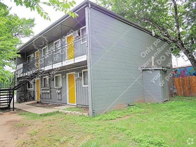 Building Photo - 903 Springdale Rd