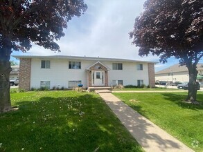 Building Photo - 115 Sugar Creek Ln