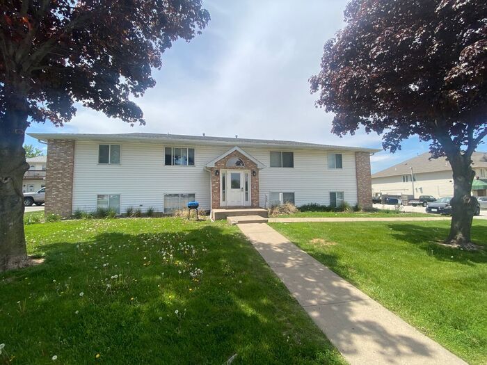 Primary Photo - $1,025 | 2 Bedroom, 1 Bathroom Apartment |...