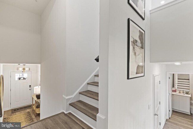 Foto del edificio - 15037 Douglas Fir Ln
