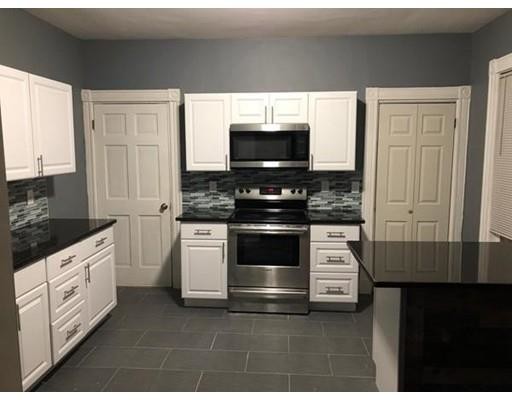 Foto principal - 28 Minot St