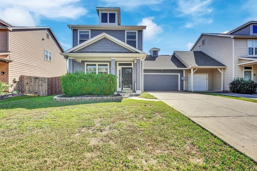 Foto principal - 909 Carlton Rd