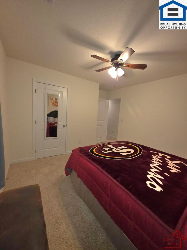 Foto del edificio - 228 Newman Cir