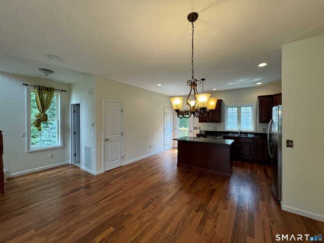 Building Photo - 23 Oak Branch Dr