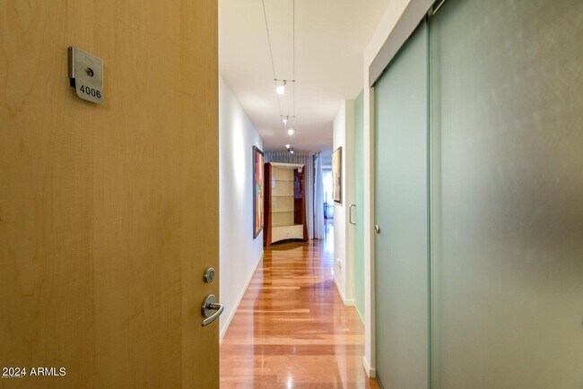 Foto del edificio - 7157 E Rancho Vista Dr