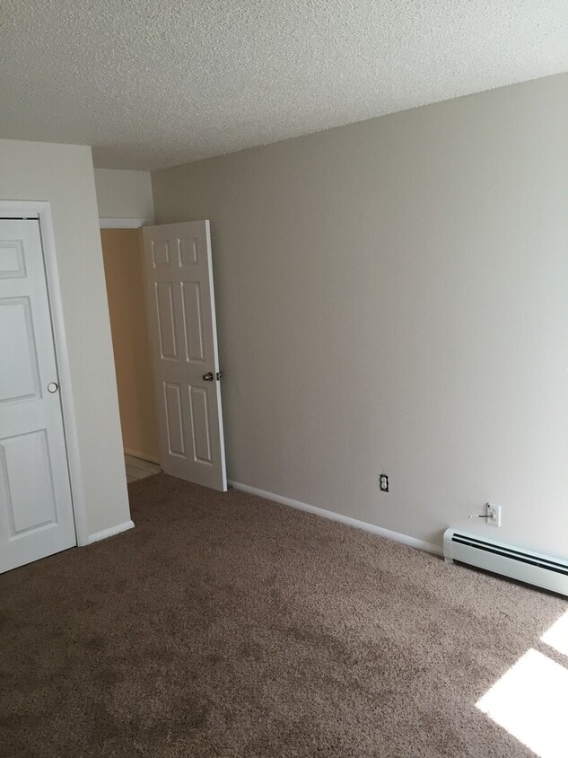 Building Photo - Stonecreek Park Condominiums