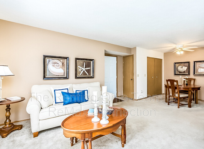 Foto del edificio - 3358 Bear Pointe Cir