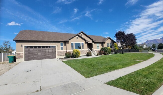 Foto del edificio - Large and Spacious Lehi Home