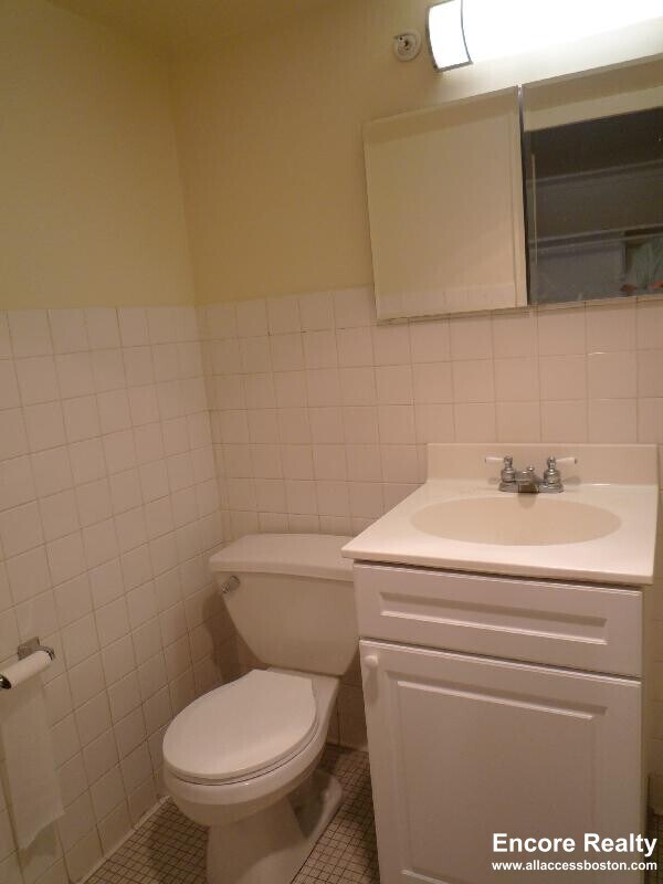 Foto del edificio - 16 Monmouth Ct