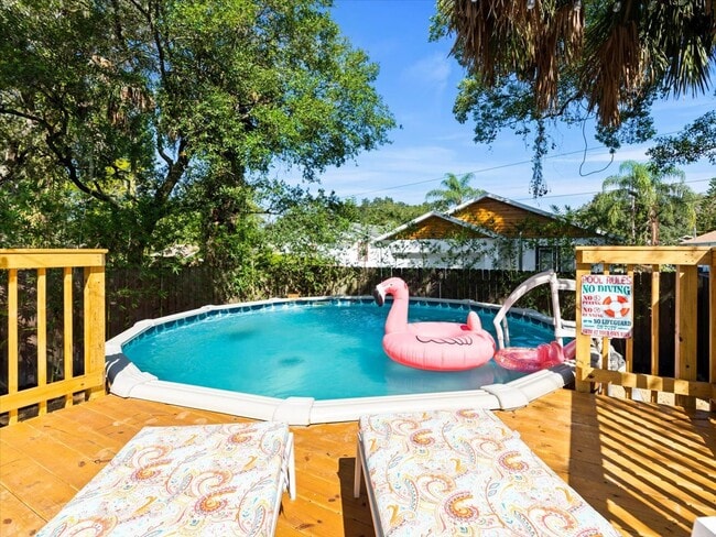 Photo - 1104 E Louisiana Ave (Tampa, FL) House