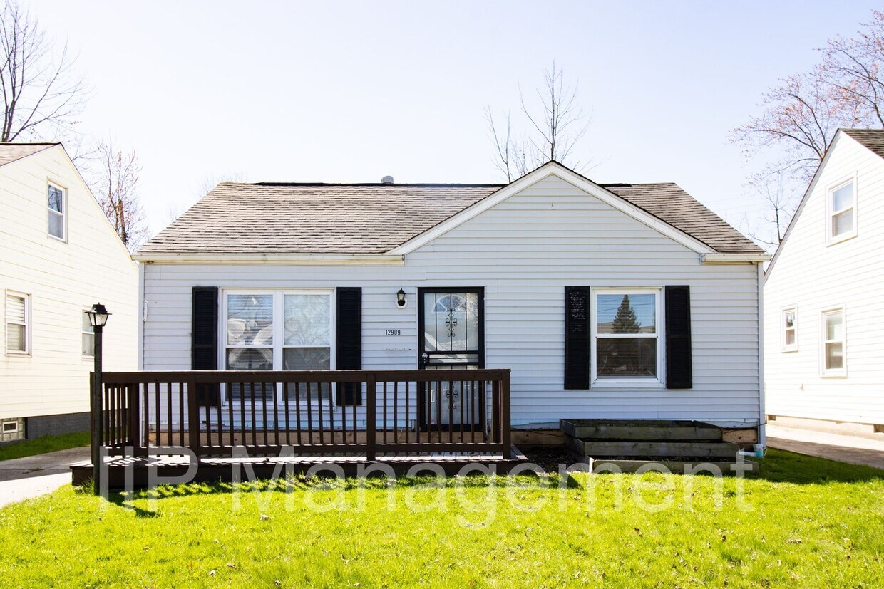 12909 Astor Ave, Cleveland, OH 44135 House Rental in Cleveland, OH