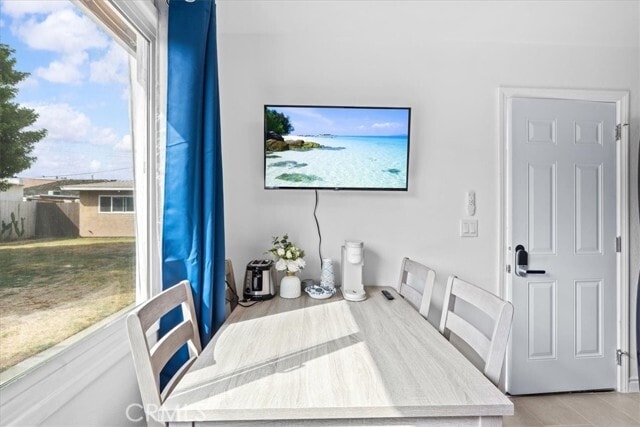 Building Photo - 1099 Bonita St