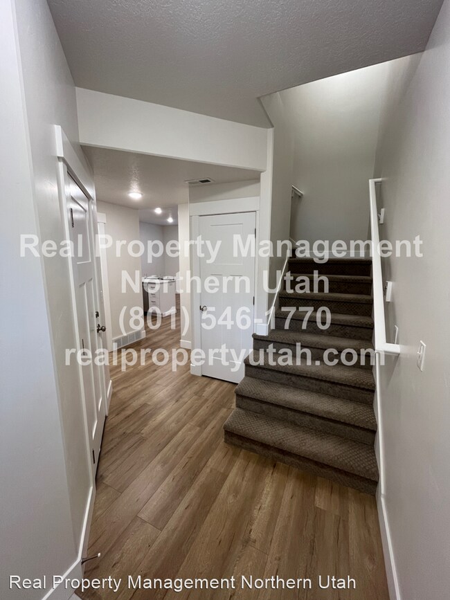 Foto del edificio - 3 br, 2.5 bath House - 3400 S. Hazel Ave.