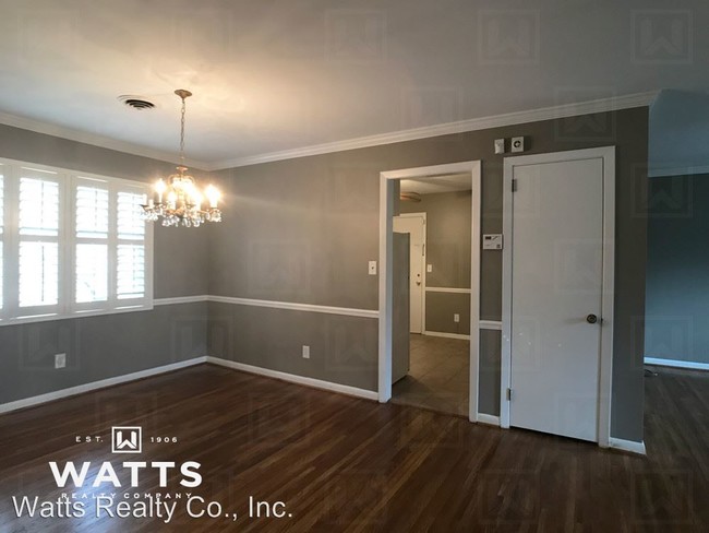 Building Photo - 3748 Country Club Dr S
