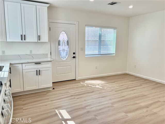 Foto del edificio - 1040 Ruberta Ave