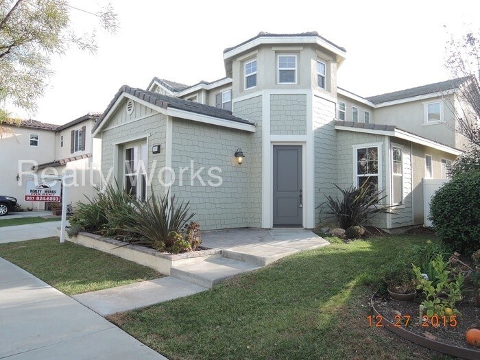 Primary Photo - Temecula Harveston 5 Bedroom Home for rent.
