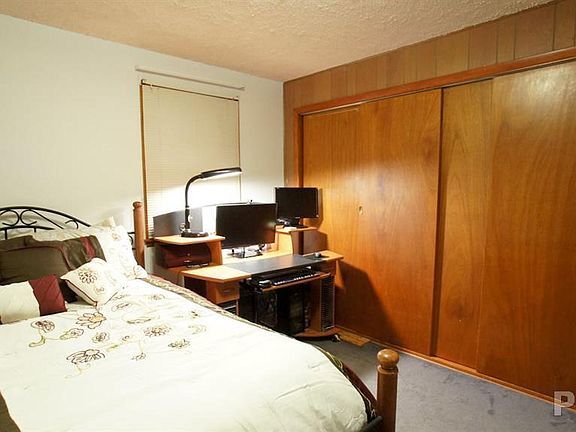 Foto del edificio - 2515 W Kansas St