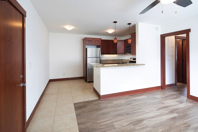 Foto del edificio - OPEN HOUSE: 11/22 11:30am-12:30pm ~ Point Loma 1BR with Washer/Dryer and Parking!