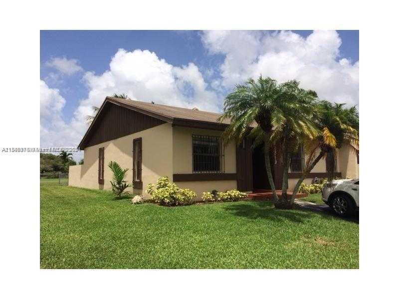 Foto principal - 12319 SW 110th South Canal St Rd