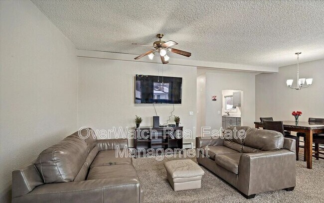 Foto del edificio - 9231 Elgin Cir