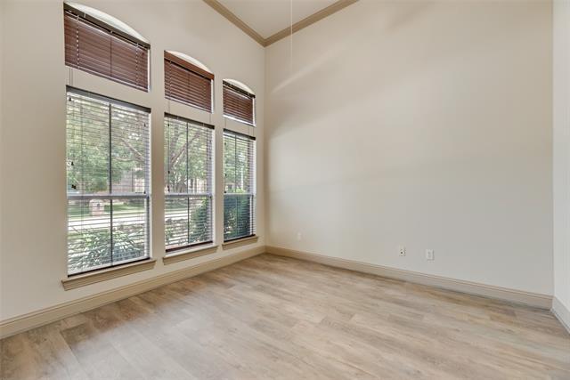 Building Photo - 2137 Langdon Dr