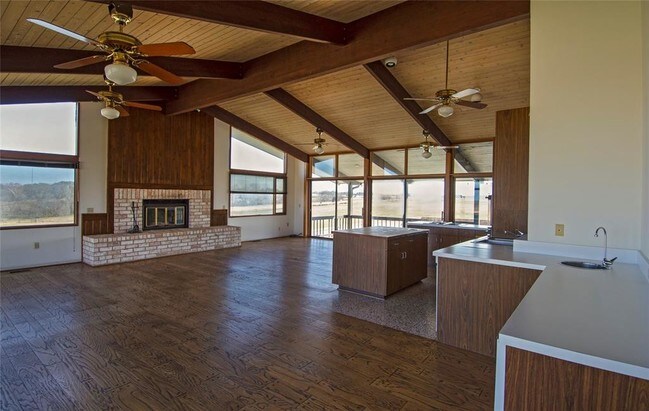 Building Photo - 3780 Wonder Hill Rd