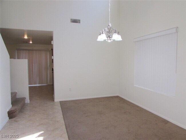 Building Photo - 5249 W Palm Pinnacle Ave