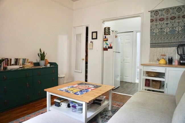 Building Photo - 129 W 128th St