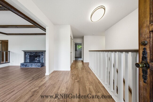 Foto del edificio - Gorgeous home with spacious yard in Kentfield for rent!