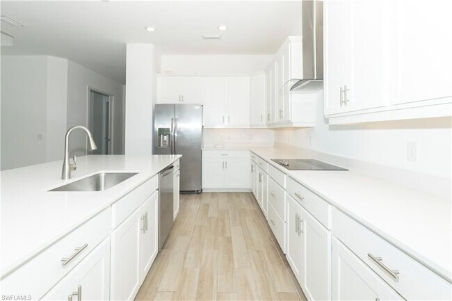 Foto del edificio - 5947 Sunningdale St