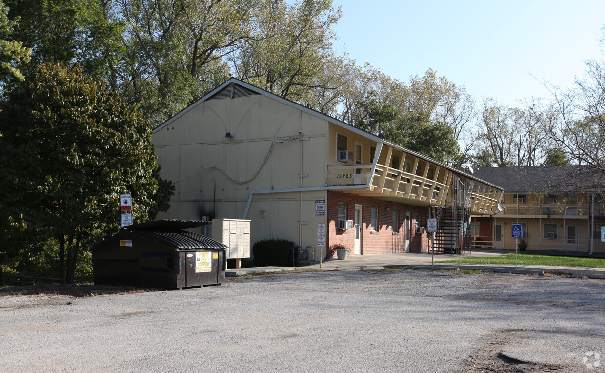 Foto del edificio - Aspen Creek Apartments