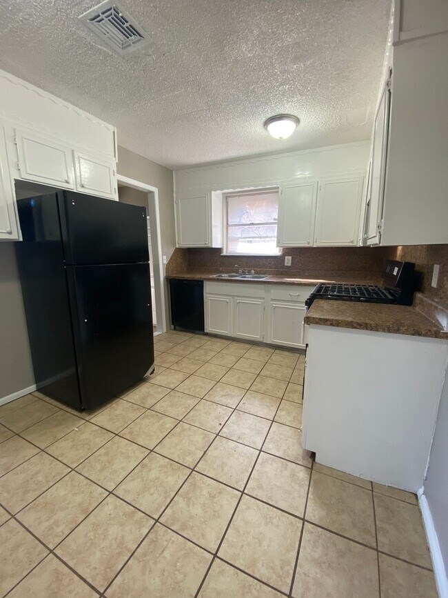 Foto del edificio - Cute 4 bedroom House