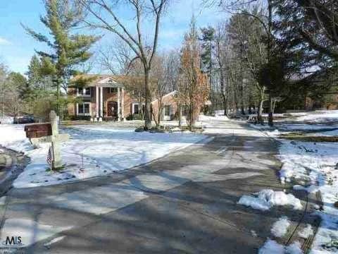 Building Photo - 309 Grosse Pines Dr