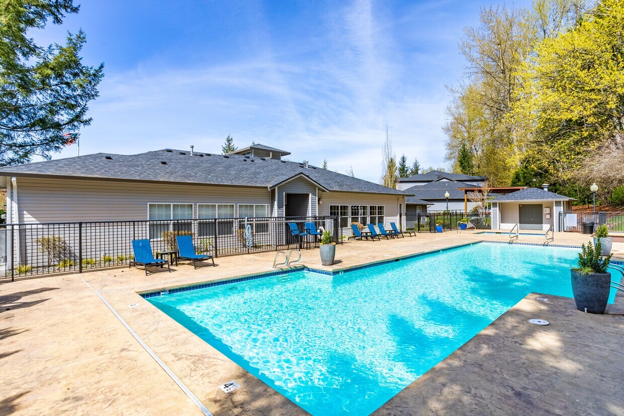 Pebble Cove Apartments in Renton, WA