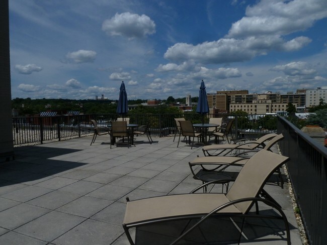 Foto del edificio - 2130 N St NW