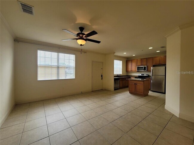 Building Photo - 2780 Bella Vista Dr