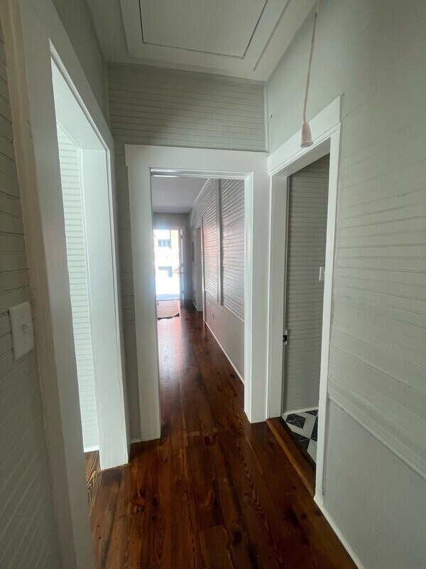 Foto del edificio - 114 W Anderson St