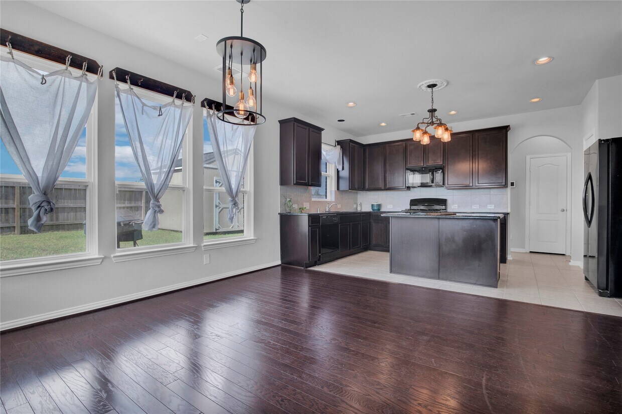 Foto principal - 2109 Ruby Dr