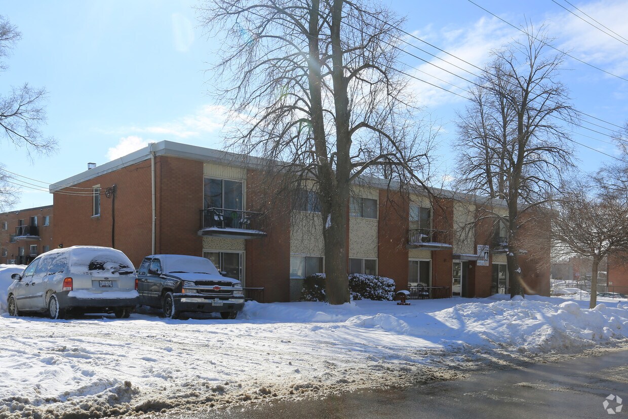 Photo du bâtiment - 25 Walton Ave