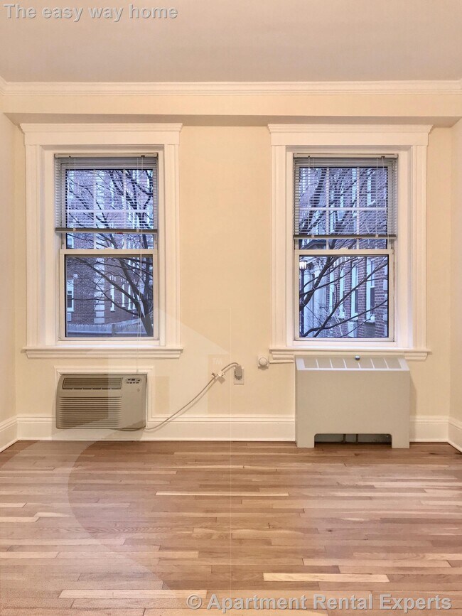 Building Photo - 24 Chauncy St