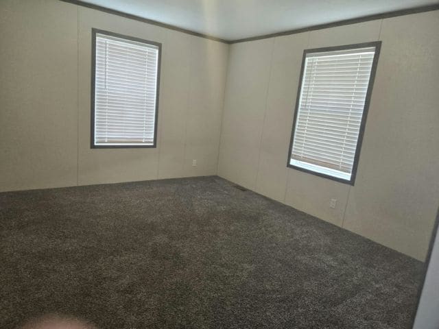 Building Photo - 306 Oriole Ln
