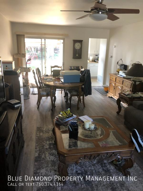 Foto del edificio - 1615 Peacock Blvd