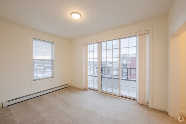 2BR, 2BA - 1,100SF - Primary Bedroom - 5 Corners