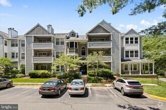 Building Photo - 7713 Lafayette Forest Dr