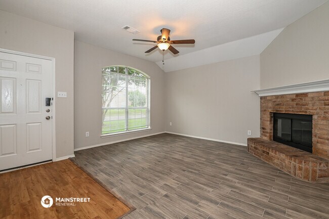 Building Photo - 1240 Cypress Ln