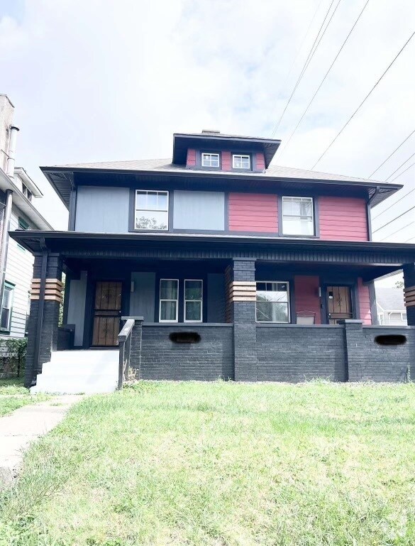 Boulevard Park Apartments for Rent with Hardwood Floors Indianapolis